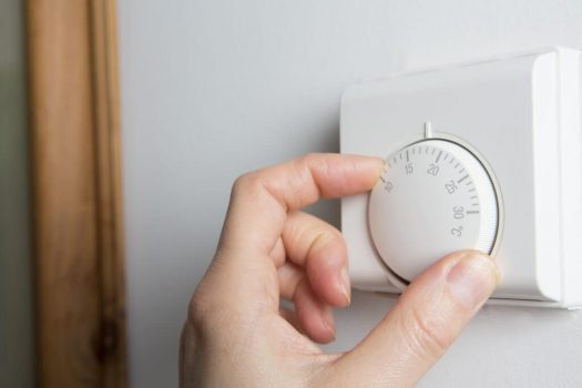 AdobeStock_76008934-1024×683 heating controls