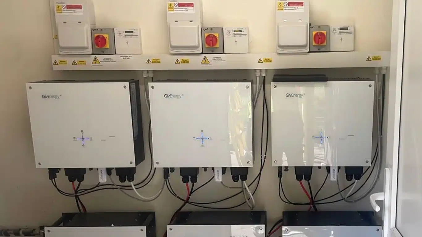 maes-y-coed community centre solar panel installation